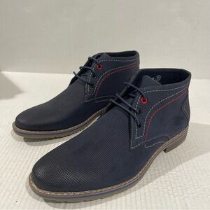 Men’s Arider Blue Faux Leather Chukka Boots Size 8.5 US!